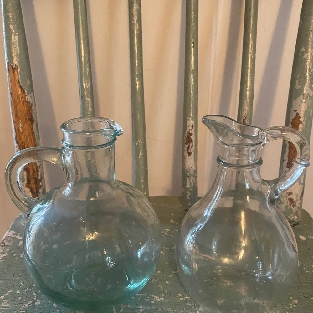 2 vintage Chinese Asian condiment bottles dishes containers,excellent condition